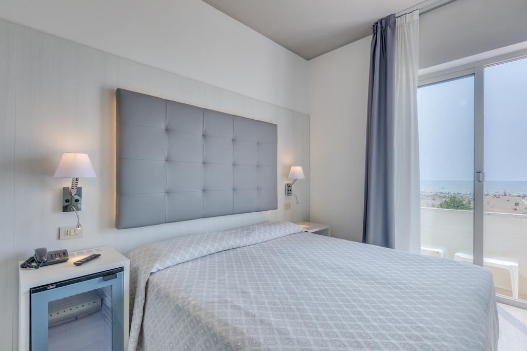 Hotel Garni' Serena 카오를레 외부 사진