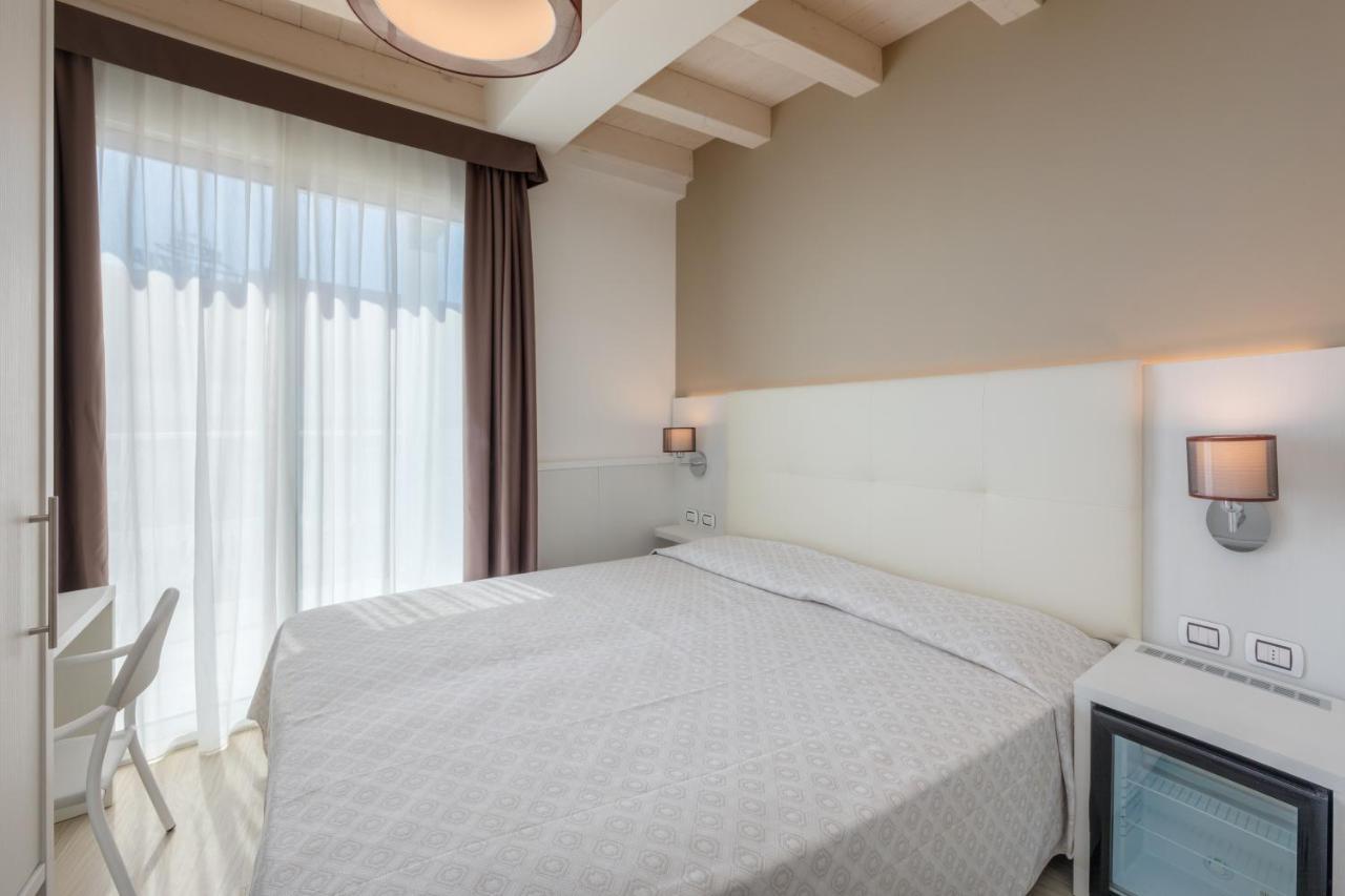 Hotel Garni' Serena 카오를레 외부 사진